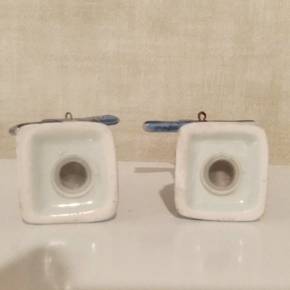Windmill Salt & Pepper Shakers - Picture 2 of 6